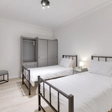 Tastefully Designed 3br In With Wifi By 360 Estates Gzira