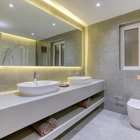 Tastefully Designed 3br In With Wifi By 360 Estates