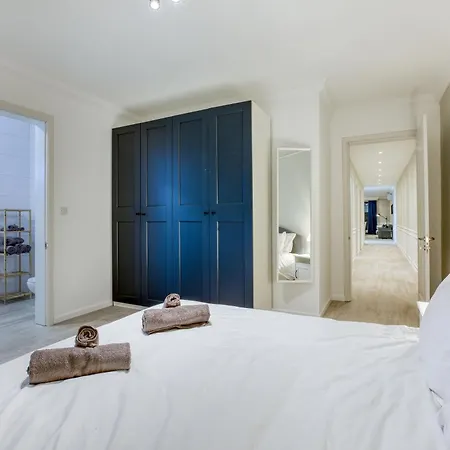 Tastefully Designed 3br In With Wifi By 360 Estates *