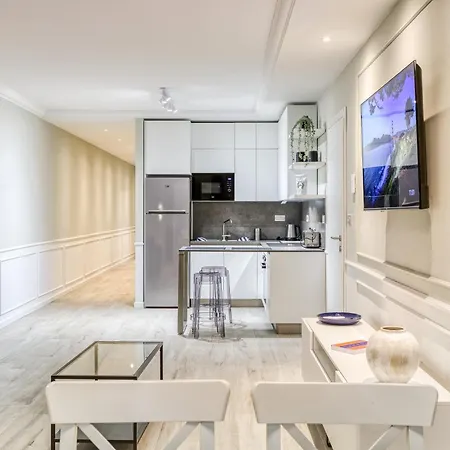 Tastefully Designed 3br In With Wifi By 360 Estates Apartment