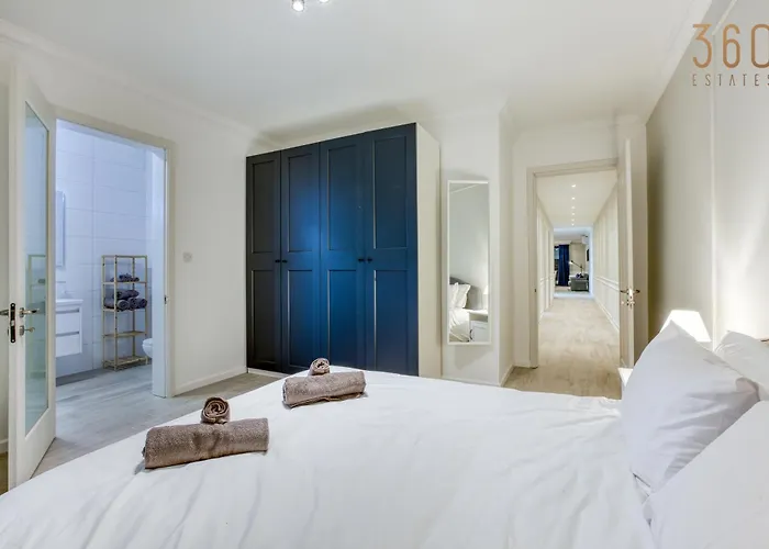 Tastefully Designed 3br In With Wifi By 360 Estates *