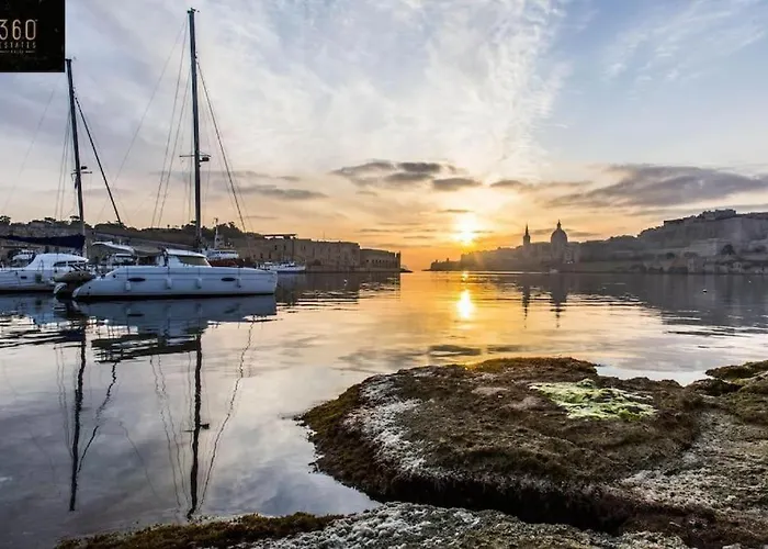 Tastefully Designed 3br In With Wifi By 360 Estates